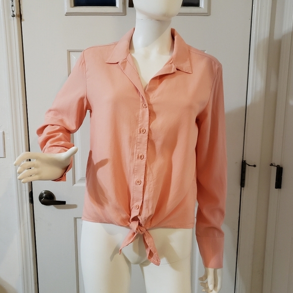 Cloth & Stone Size XS Pink Buttoned Tie Front Top - Picture 1 of 6